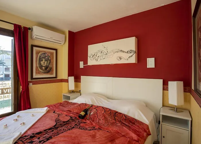 Elegante Casa De Pescador Con Amarre En - Hisp-288-59 Tatil Evi *