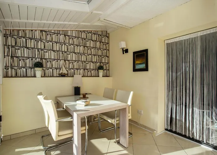 Elegante Casa De Pescador Con Amarre En - Hisp-288-59 Tatil Evi *
